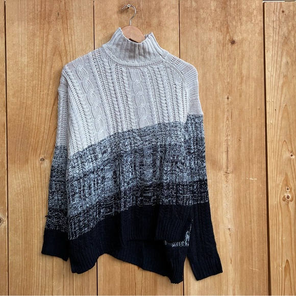 Rachel Roy turtle neck sweater Size X-Small - Picture 1 of 5